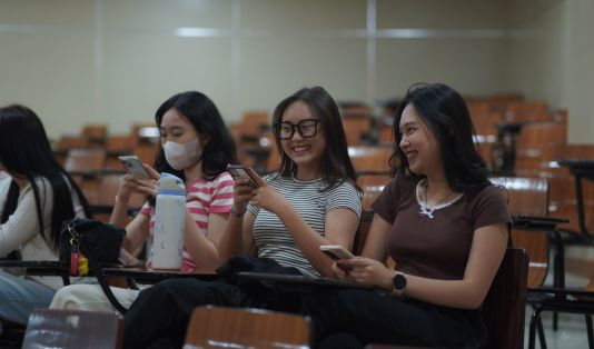 sf sekuritas, SFAST, saham, pasar modal, kuliah umum, analisa teknikal, maranatha, universitas kristen maranatha